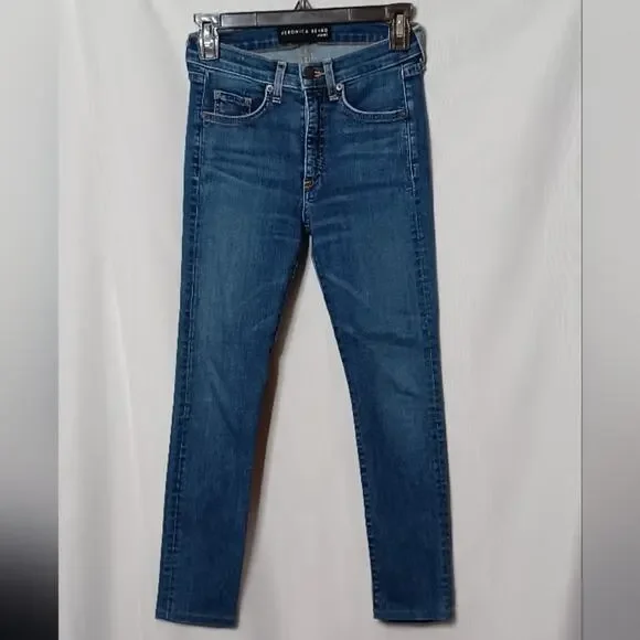 VERONICA BEARD Kate 10" Crop Stretch Jeans. Size 24 - Picture 5 of 16